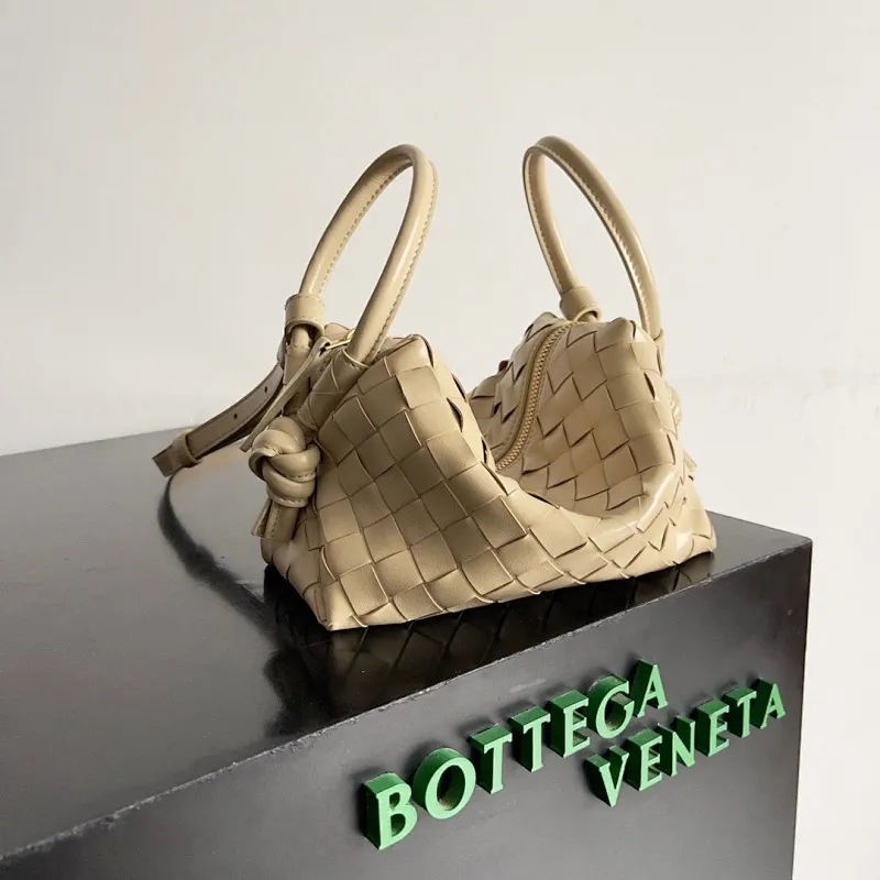 All categories 💚 Authentic bags 💚 BV 2025 new BV crossbody bag